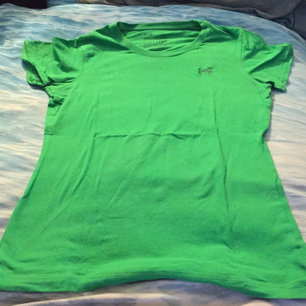 Green Under Armour “charged cotton” XS Tee